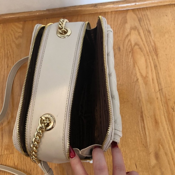Love Moschino Cream Shoulder Bag - Picture 6 of 8